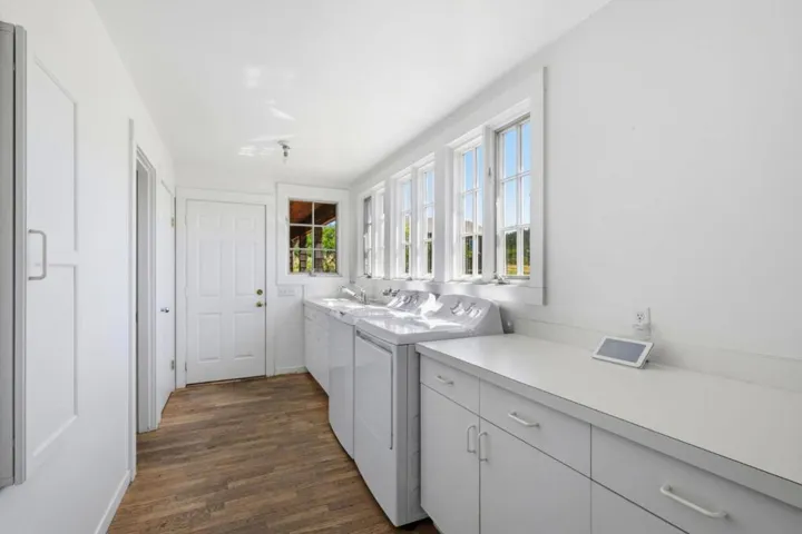 24580 Loma Prieta Avenue, Los Gatos, California 95033