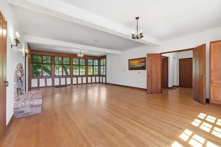 24580 Loma Prieta Avenue, Los Gatos, California 95033