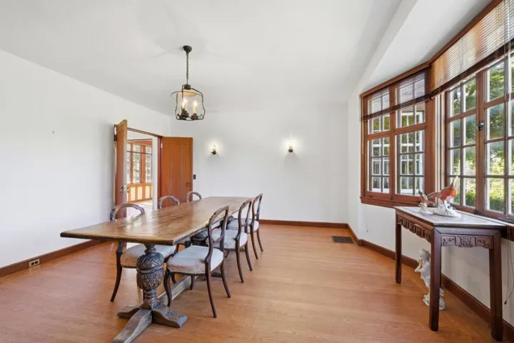 24580 Loma Prieta Avenue, Los Gatos, California 95033