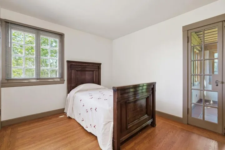 24580 Loma Prieta Avenue, Los Gatos, California 95033