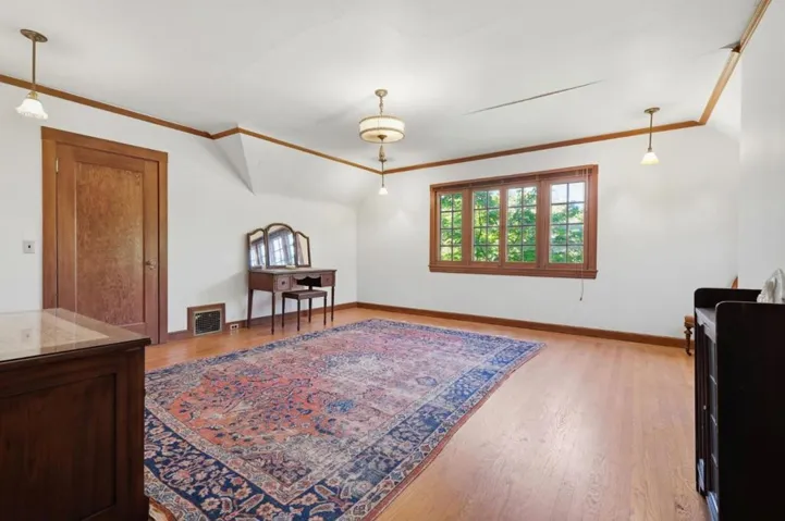 24580 Loma Prieta Avenue, Los Gatos, California 95033