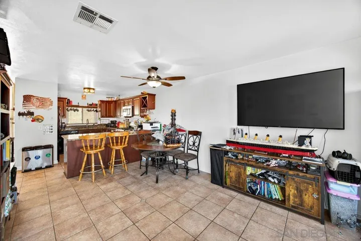 10810 Riderwood Ter C, Santee, California 92071