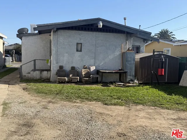 213 W 83rd Street, Los Angeles, California 90003