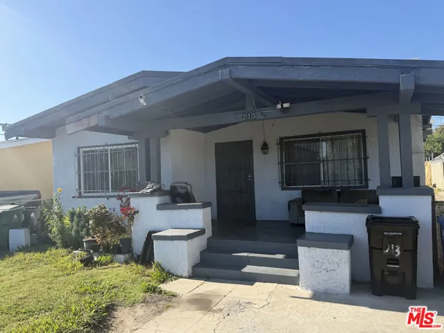 213 W 83rd Street, Los Angeles, California 90003