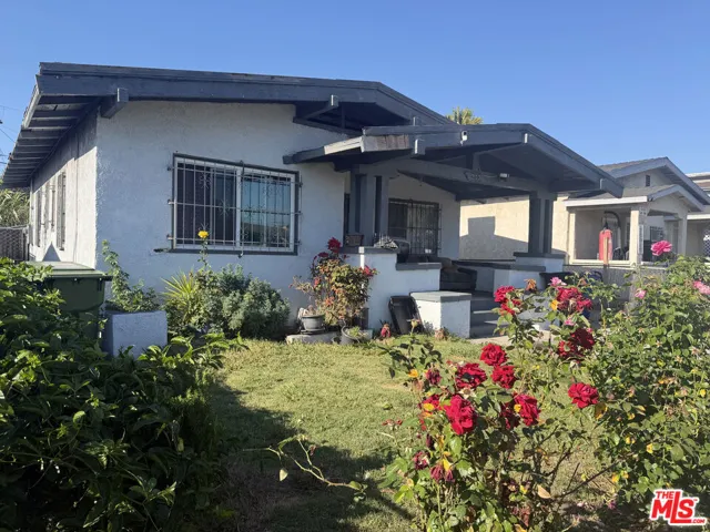 213 W 83rd Street, Los Angeles, California 90003