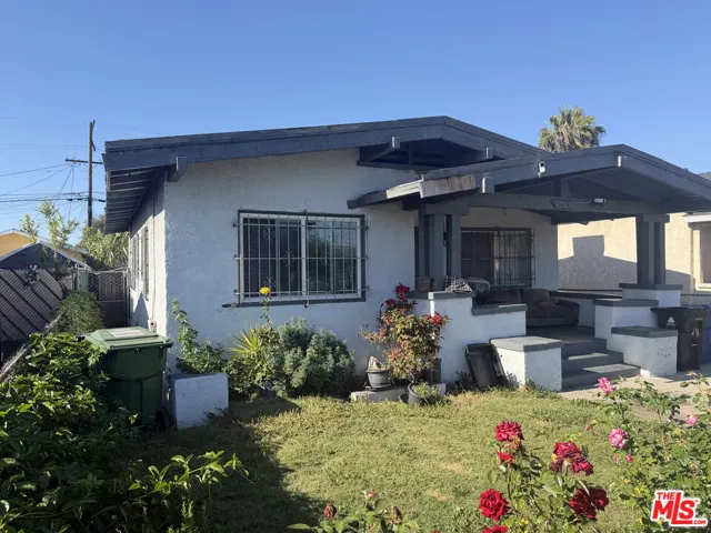 213 W 83rd Street, Los Angeles, California 90003
