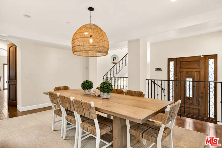 17 Privateer Street, Marina Del Rey, California 90292