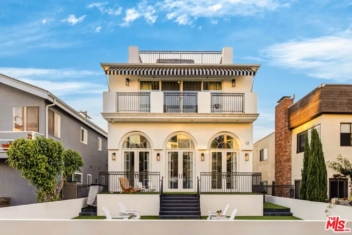 17 Privateer Street, Marina Del Rey, California 90292