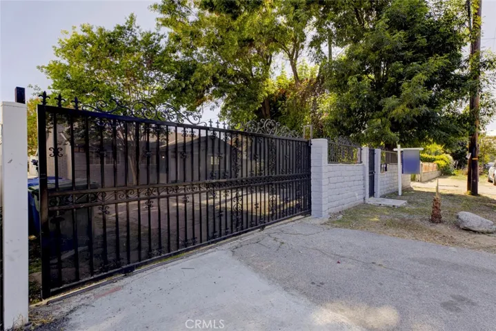 Front gate