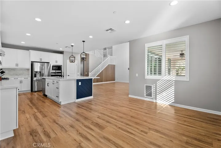 18786 Big Cedar, Canyon Country, California 91387