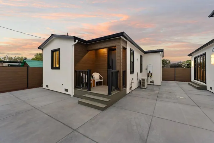598 Madrone Avenue, Sunnyvale, California 94085