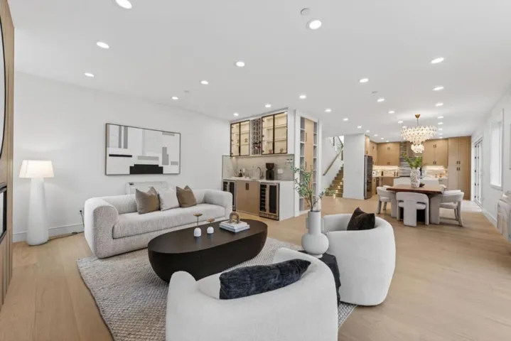 598 Madrone Avenue, Sunnyvale, California 94085
