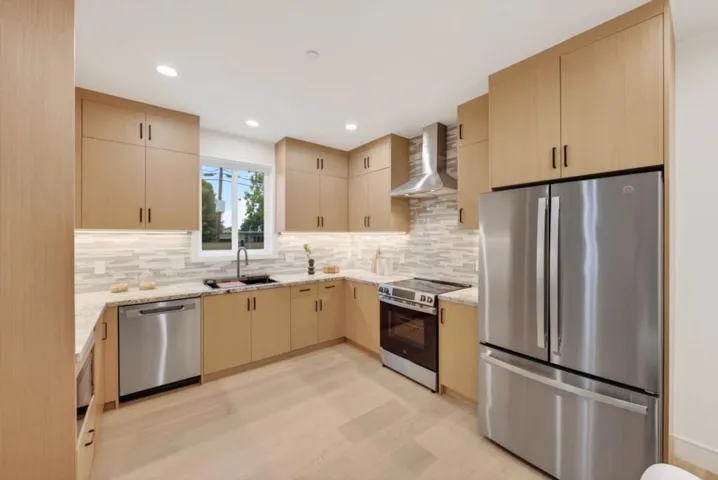 598 Madrone Avenue, Sunnyvale, California 94085
