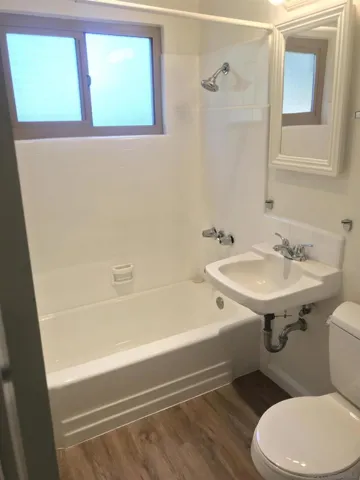 3035 Macaulay, San Diego, California 92106