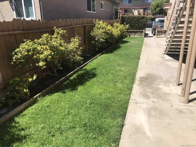3035 Macaulay, San Diego, California 92106
