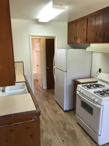 3035 Macaulay, San Diego, California 92106