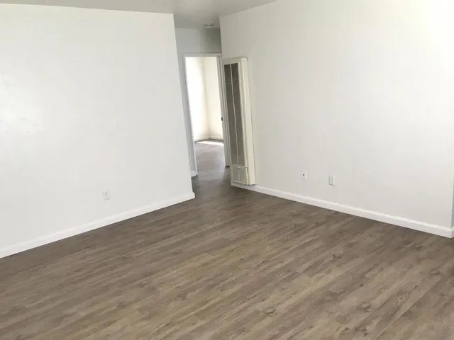3035 Macaulay, San Diego, California 92106