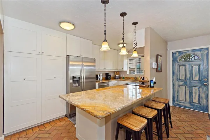 05-Kitchen