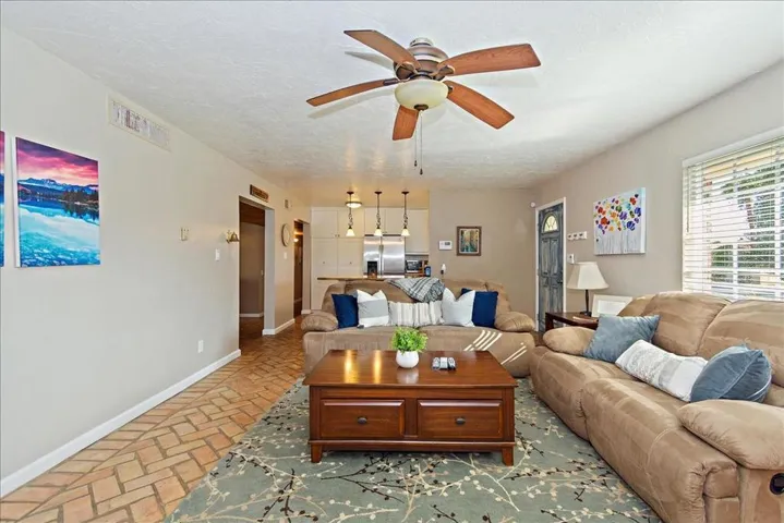 04-Living Room