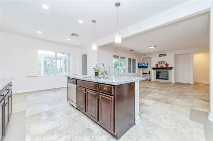 13925 Barnett, Eastvale, California 92880