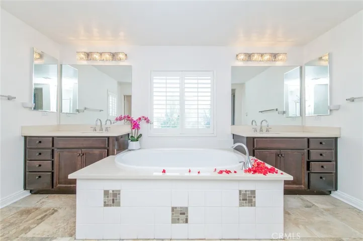13925 Barnett, Eastvale, California 92880