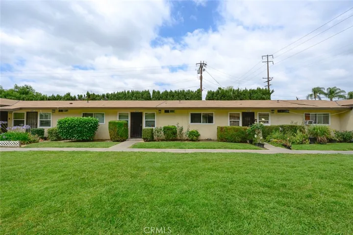 4032 W Valencia Drive, Fullerton, California 92833