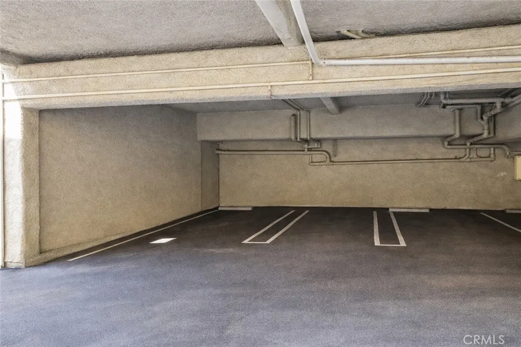 Garage / Parking Area