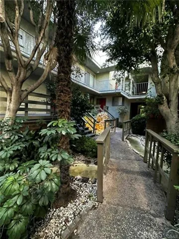 Garden/Running Water