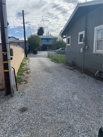 315 W Colton Avenue 1/2, Redlands, California 92374