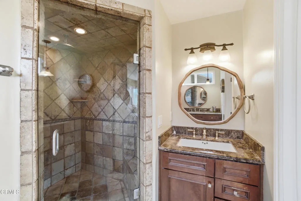 41_bathroom