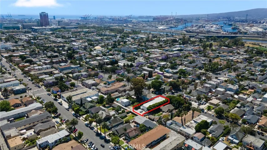1070 Chestnut, Long Beach, California 90813