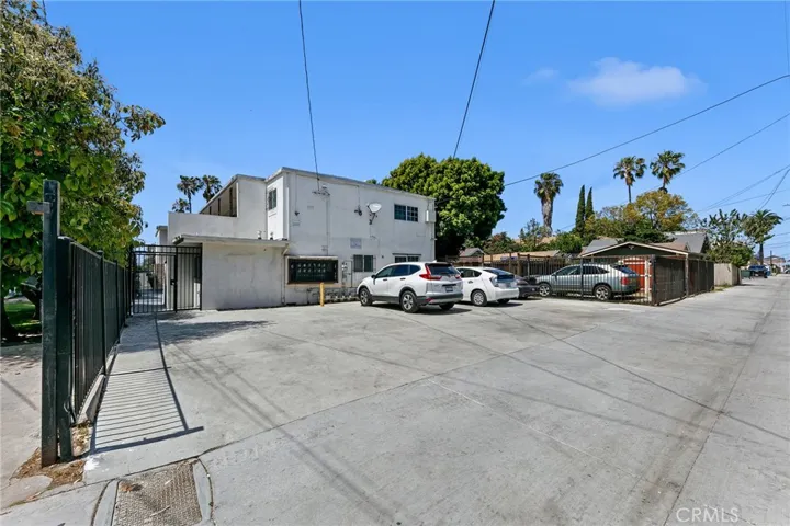 1070 Chestnut, Long Beach, California 90813