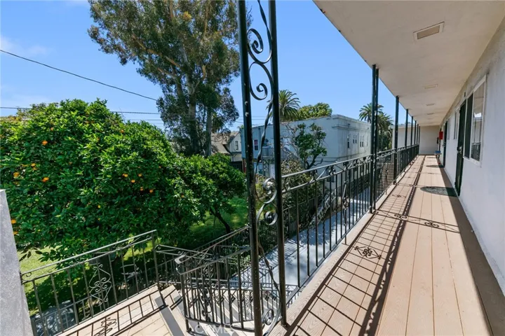 1070 Chestnut, Long Beach, California 90813