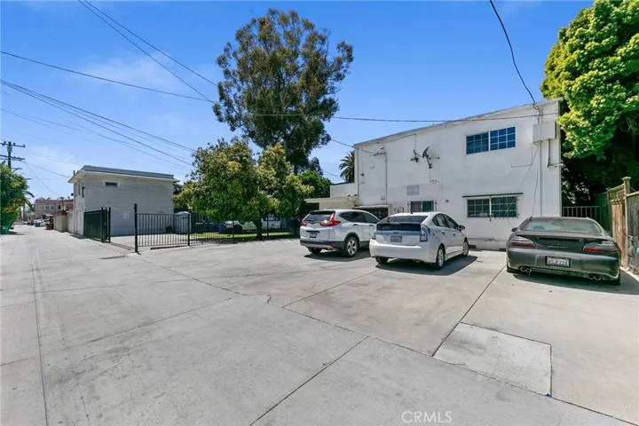 1070 Chestnut, Long Beach, California 90813