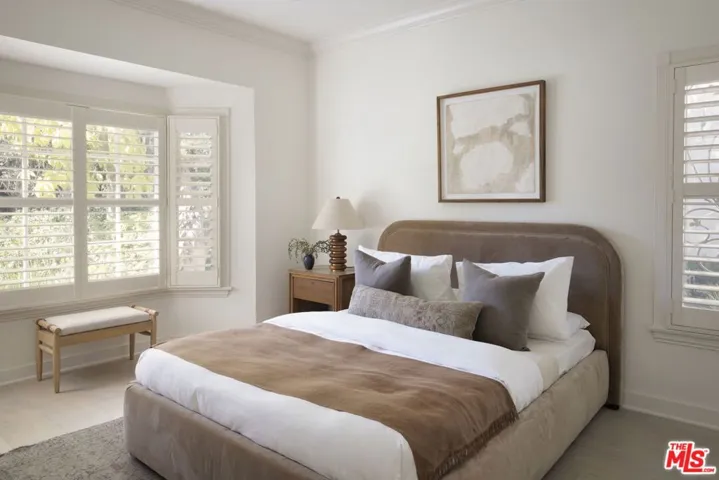 632 S Arden Boulevard, Los Angeles, California 90005