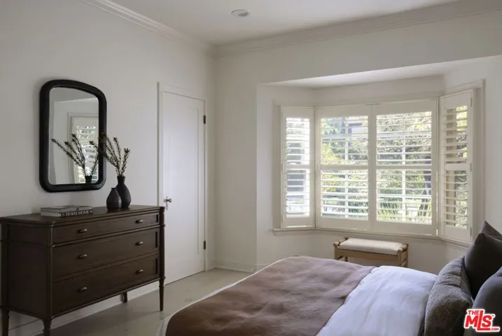 632 S Arden Boulevard, Los Angeles, California 90005