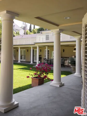 632 S Arden Boulevard, Los Angeles, California 90005