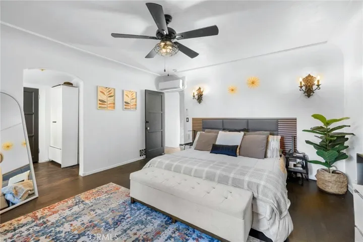 15401 Saticoy Street, Van Nuys, California 91406