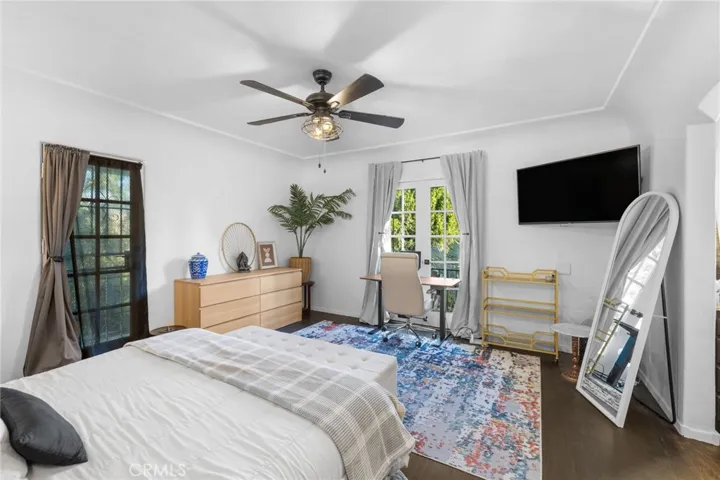 15401 Saticoy Street, Van Nuys, California 91406