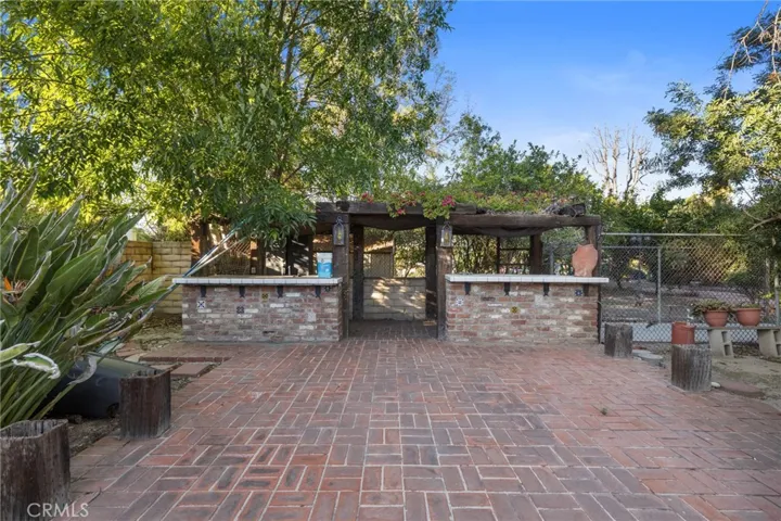 15401 Saticoy Street, Van Nuys, California 91406