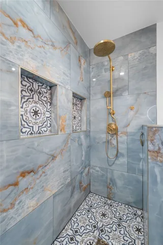 15401 Saticoy Street, Van Nuys, California 91406