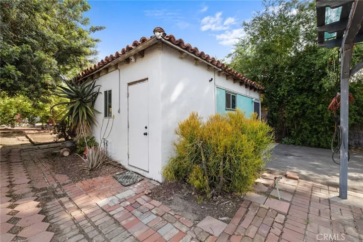 15401 Saticoy Street, Van Nuys, California 91406