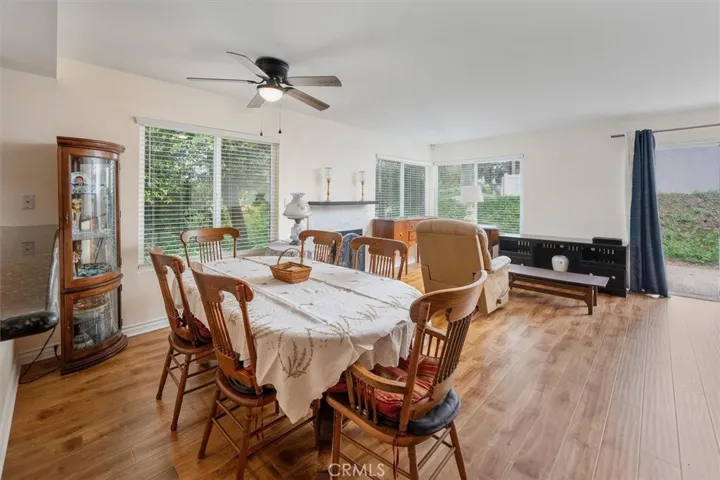 20008 Avenue Of The Oaks, Newhall, California 91321 — photo 5