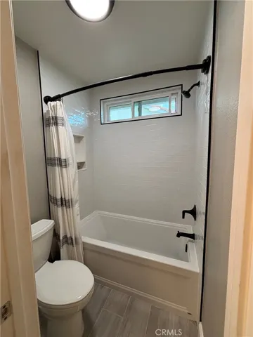 Upstairs Hall Bath