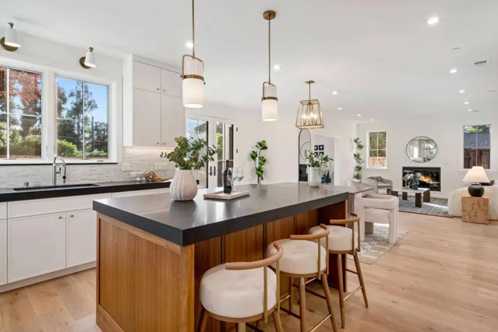 739741 Linden Avenue, Burlingame, California 94010