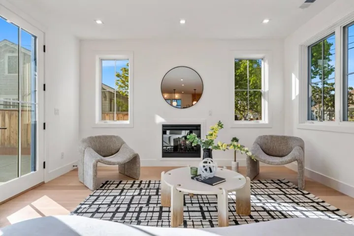 739741 Linden Avenue, Burlingame, California 94010