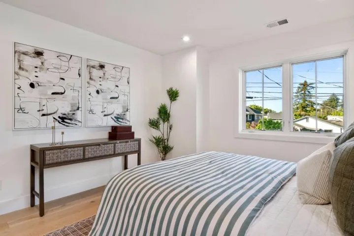 739741 Linden Avenue, Burlingame, California 94010