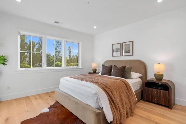 739741 Linden Avenue, Burlingame, California 94010
