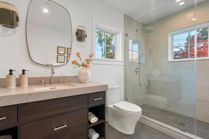739741 Linden Avenue, Burlingame, California 94010