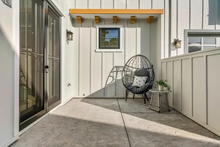 739741 Linden Avenue, Burlingame, California 94010